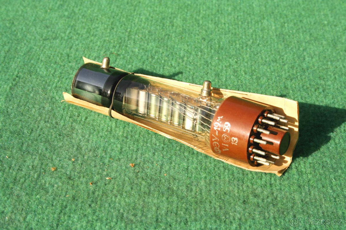 Elektronka,lampa ruská FEY-19M nepoužitá