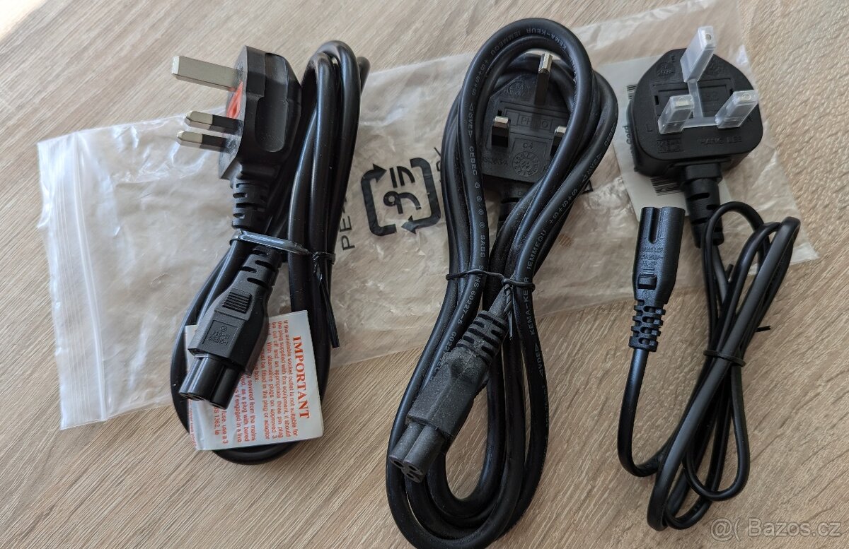 Napájecí kabel