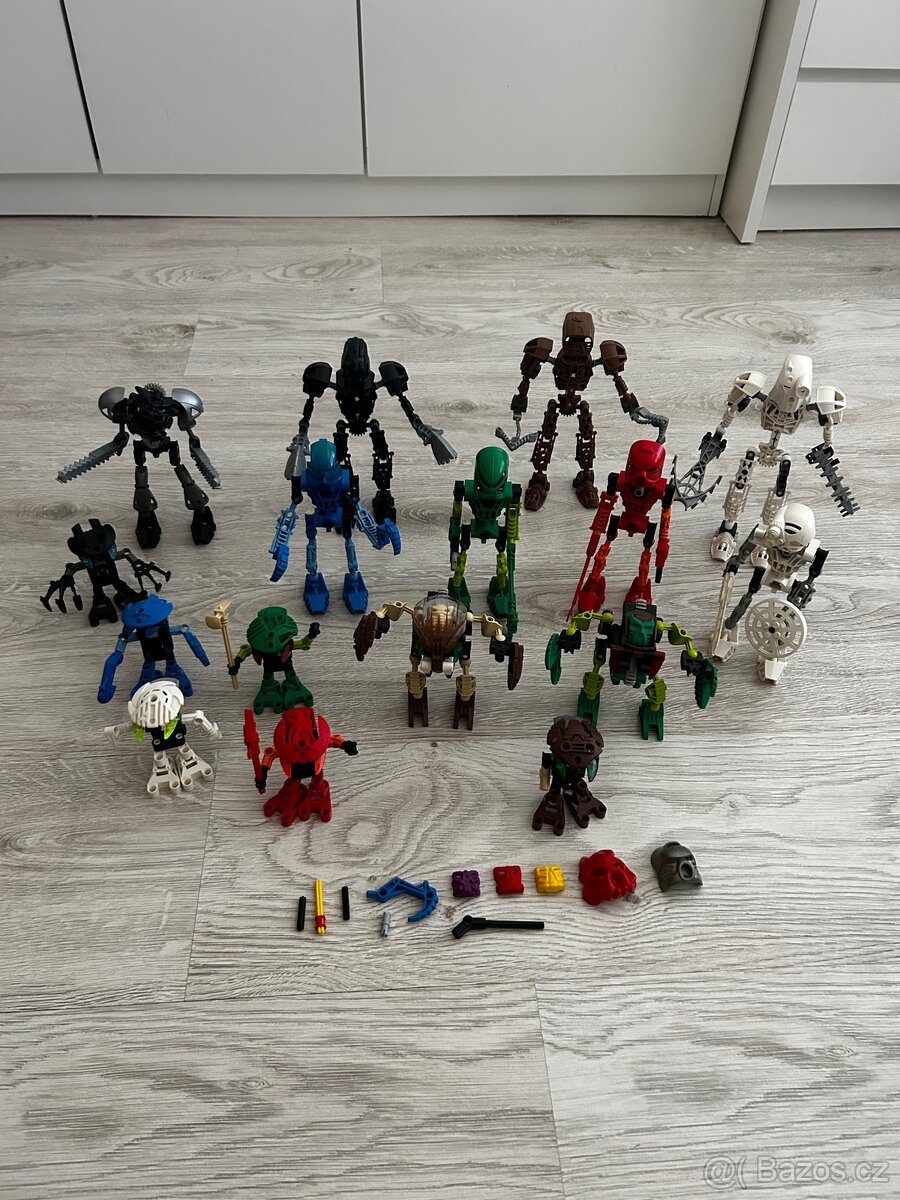LEGO Bionicle: Toa, Bohrok, Matoran (2001-2003)