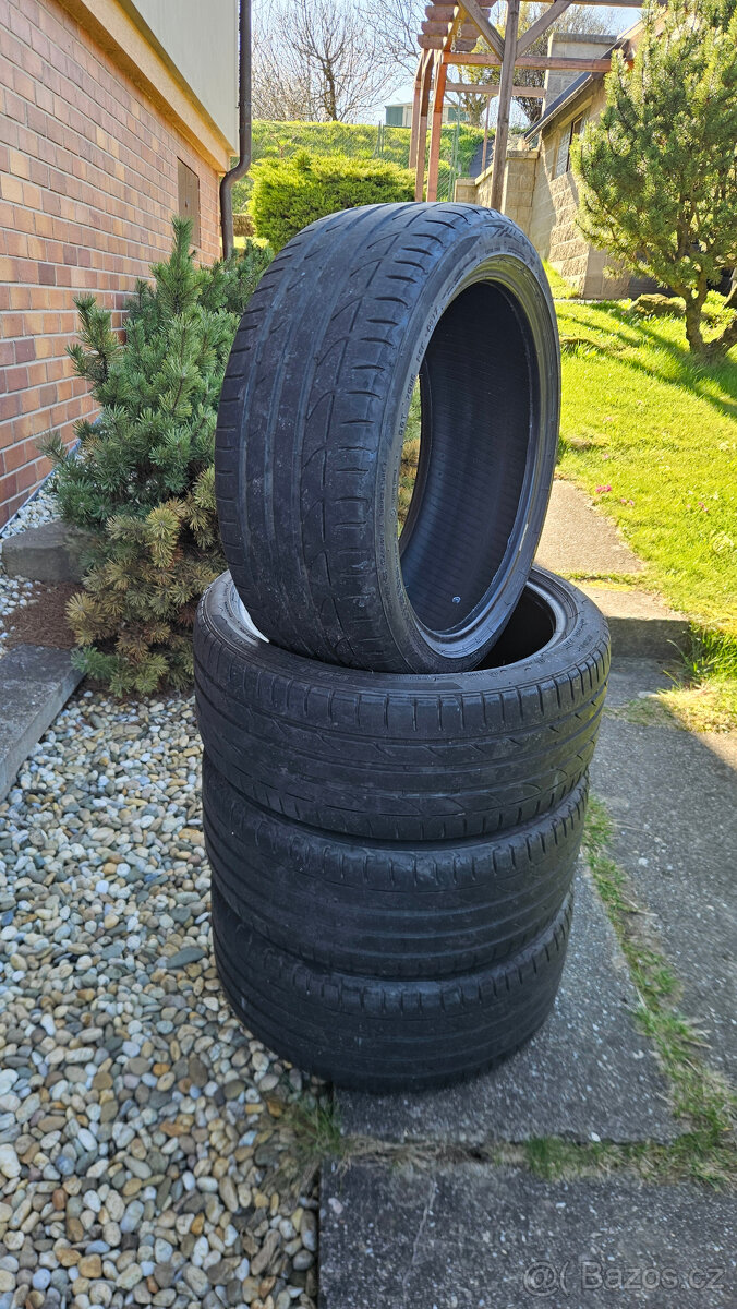BRIDGESTONE- 215/40 r17 87W XL letní