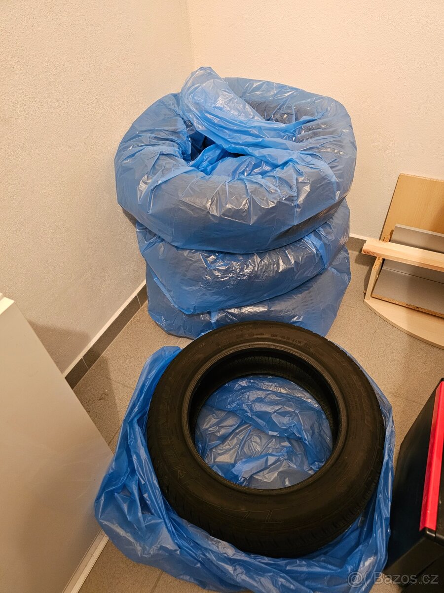 DUNLOP letní pneumatiky 185/60R15 88H vzorek 5 mm