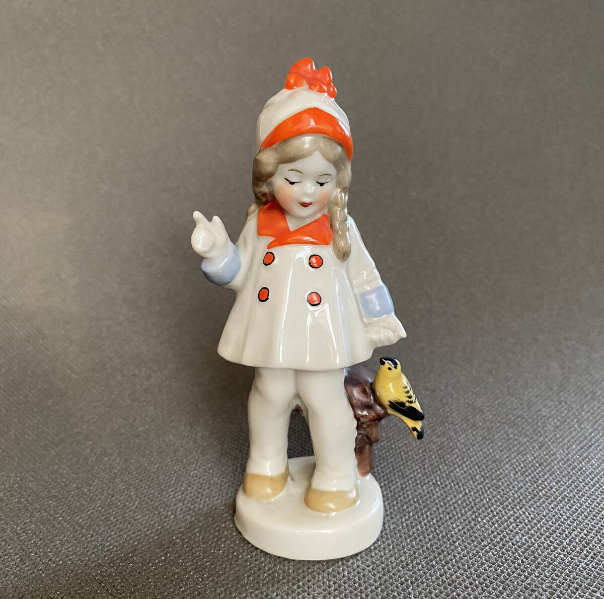 Porcelánová soška Holčička, 14 cm, Fasold & Stauch