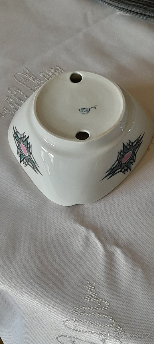 Porcelánový popelník royal Dux