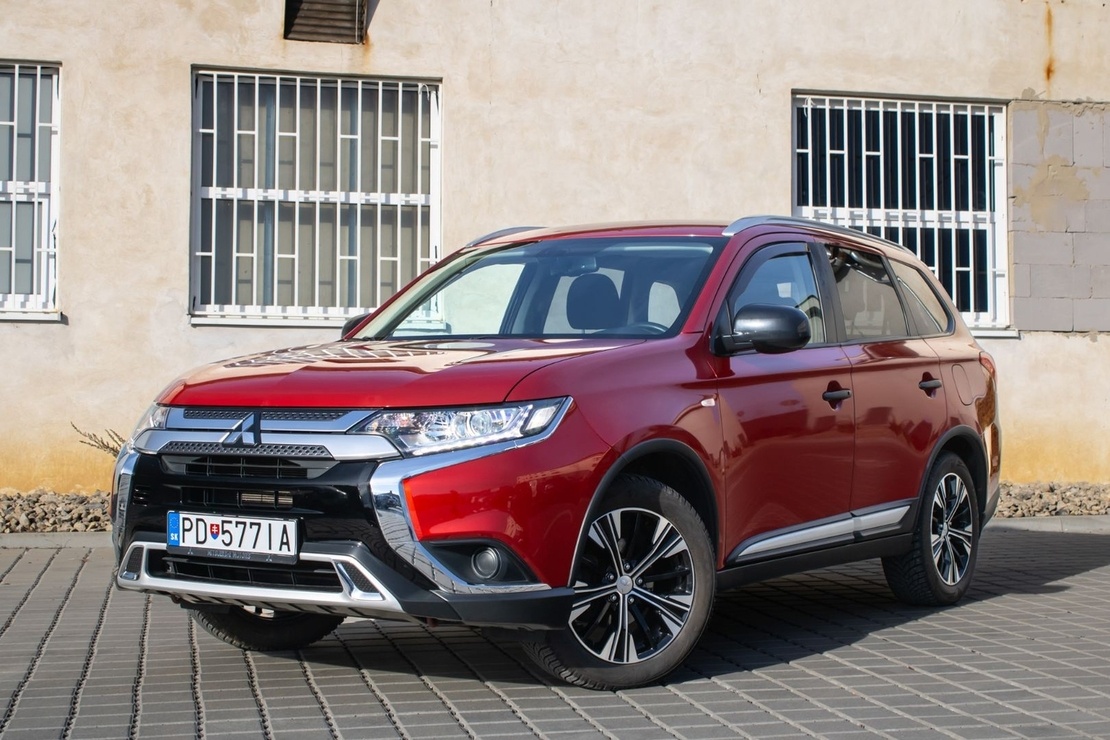 Mitsubishi Outlander /AJ NA SPLÁTKY/