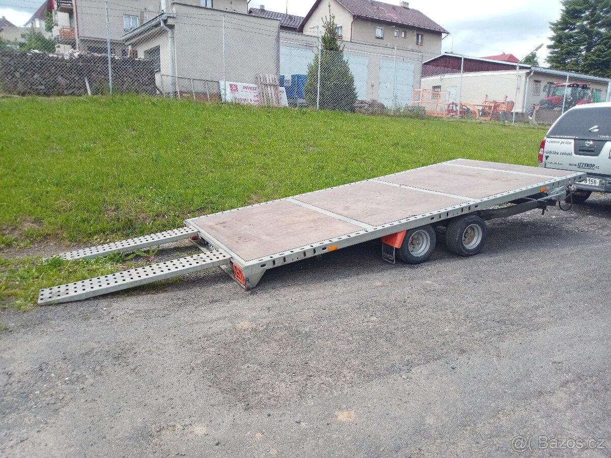 Podvalník sklopný 2700kg.