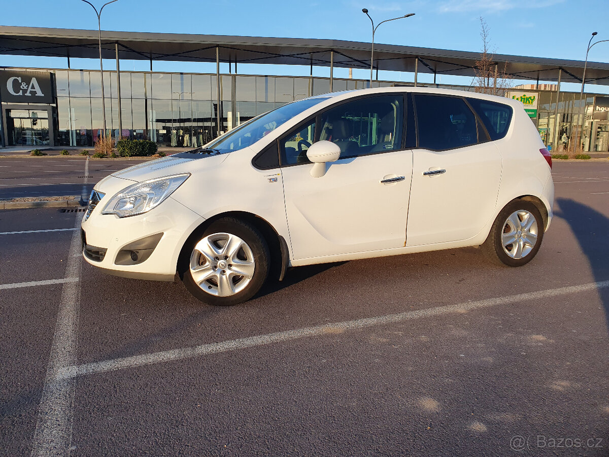 Opel Meriva 1.4T, klima, litá kola, st. nosiče, DPH