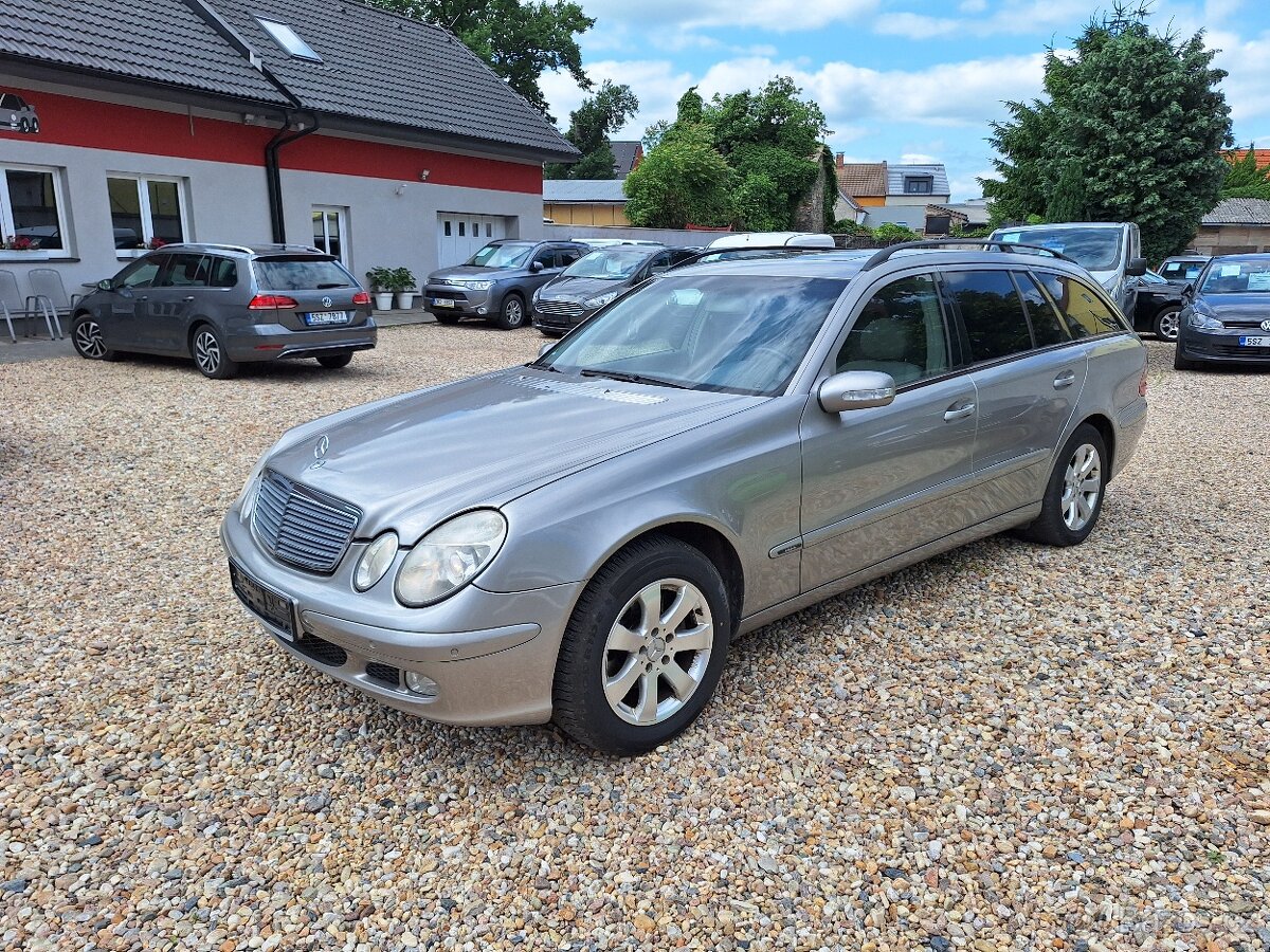 Mercedes-Benz E 220CDi 110KW Avantgarde, Tažné zařízení