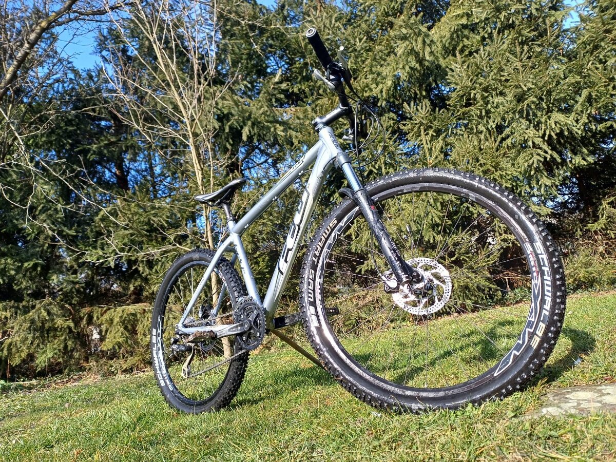 Horské kolo FELT horske kolo