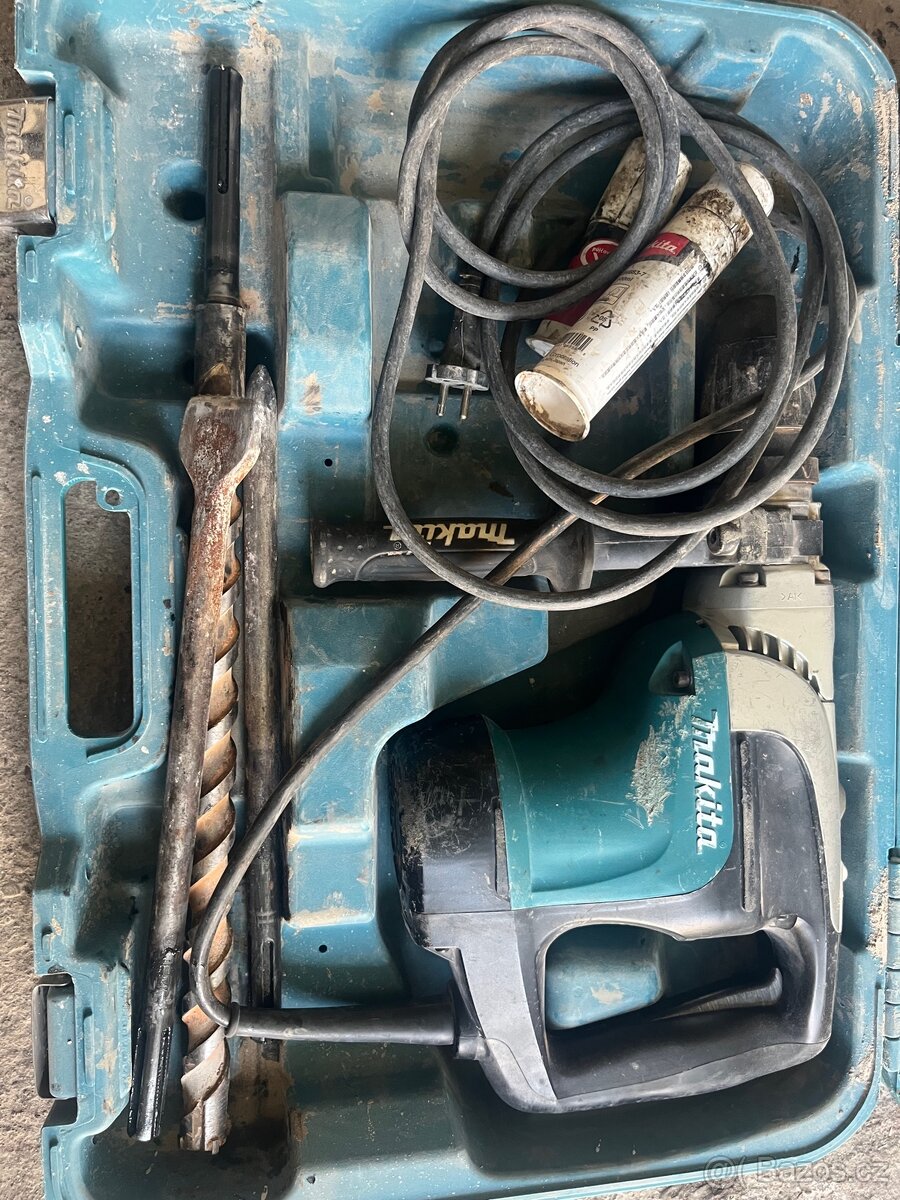 Kango Kladivo Makita HR 4002