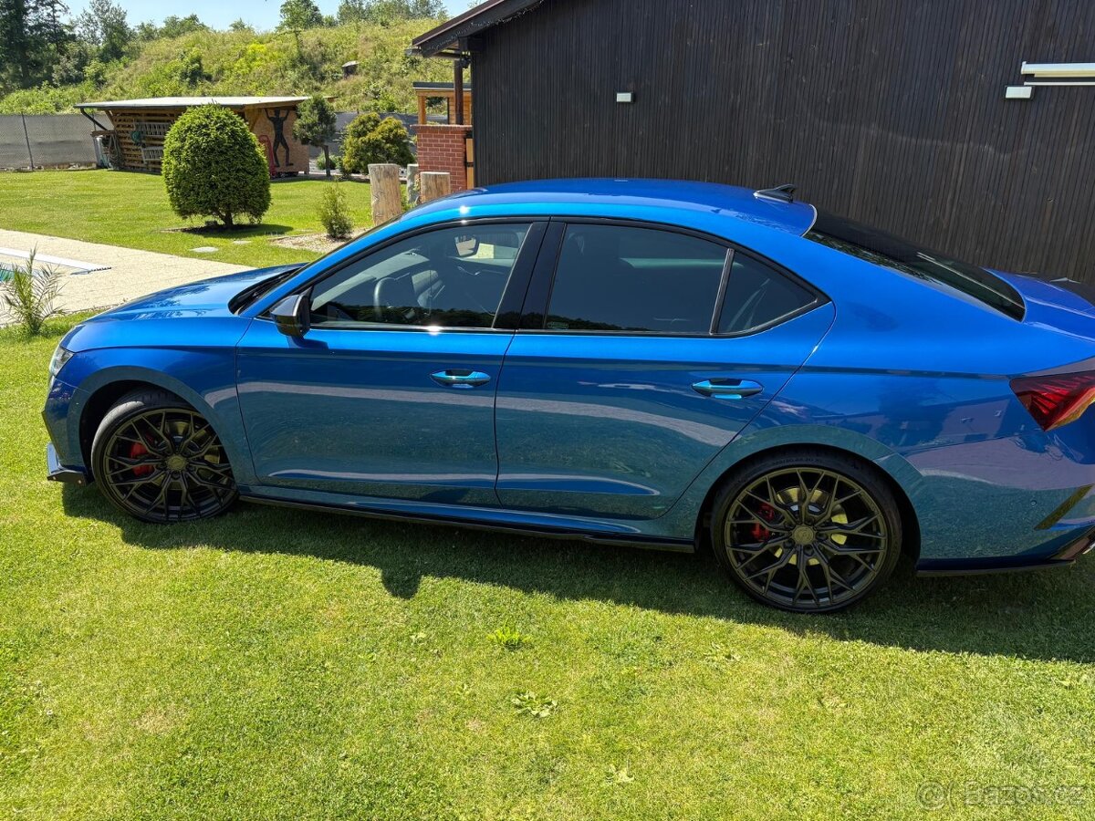 ŠKODA RS OCTAVIA TSI 2.0 DSG