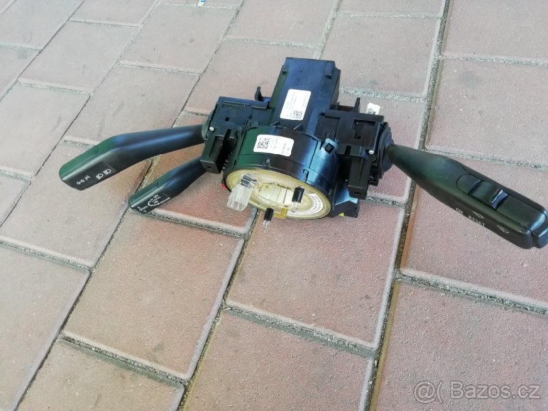 originál páčky pod volantem VW. Passat B6 3C