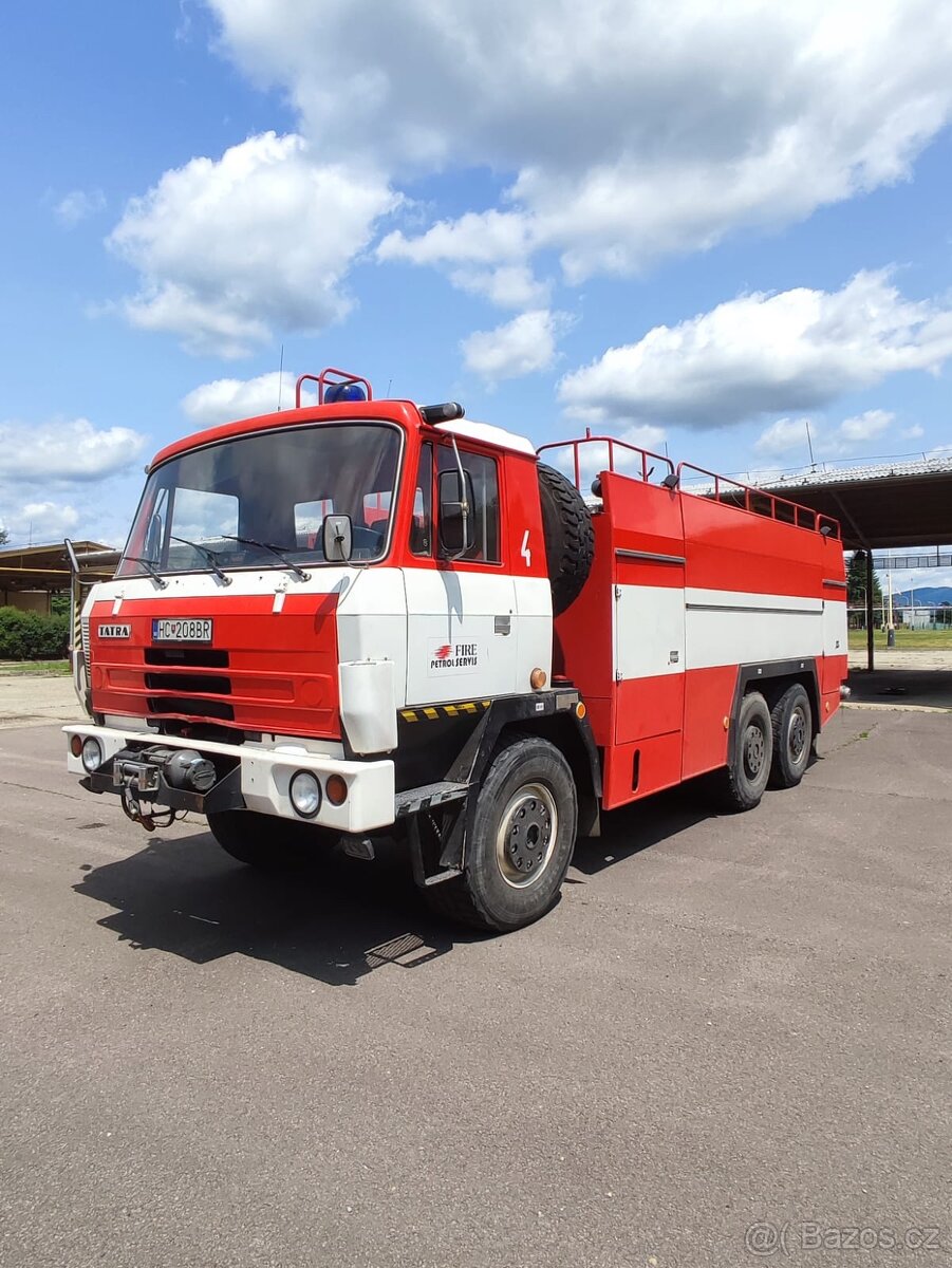 Hasičská Tatra 815 6x6 8000/voda 800l/penidlo