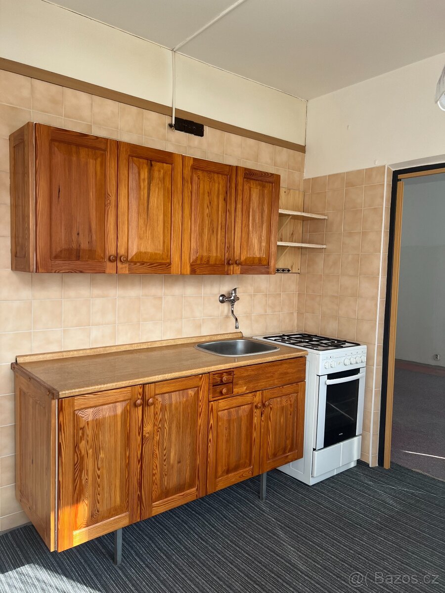 Pronájem bytu 3+1 67 m², Nerudova, Rumburk, 9 000 Kč/měs 