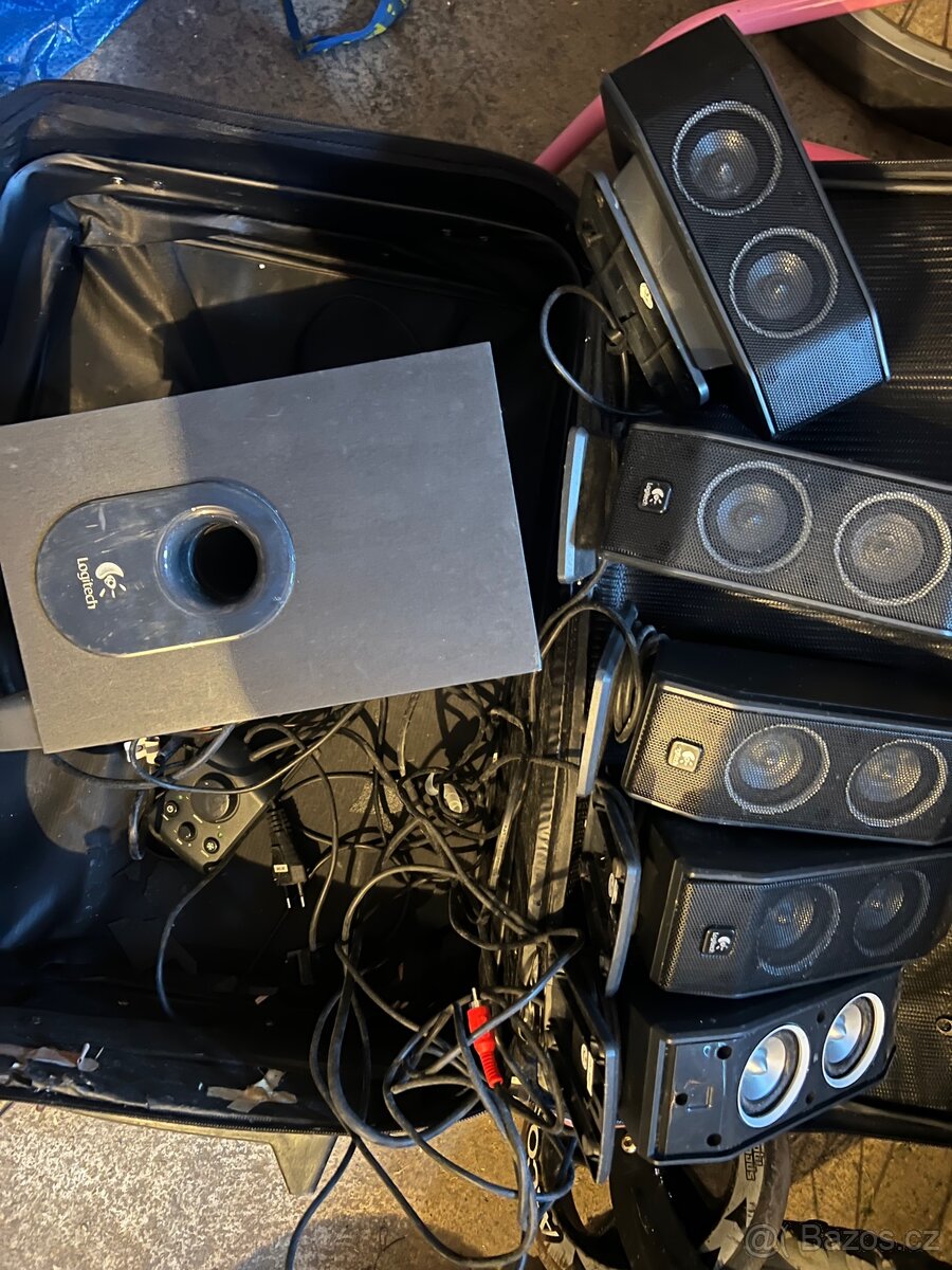 Logitech X-540 systém reproduktorů 5.1.