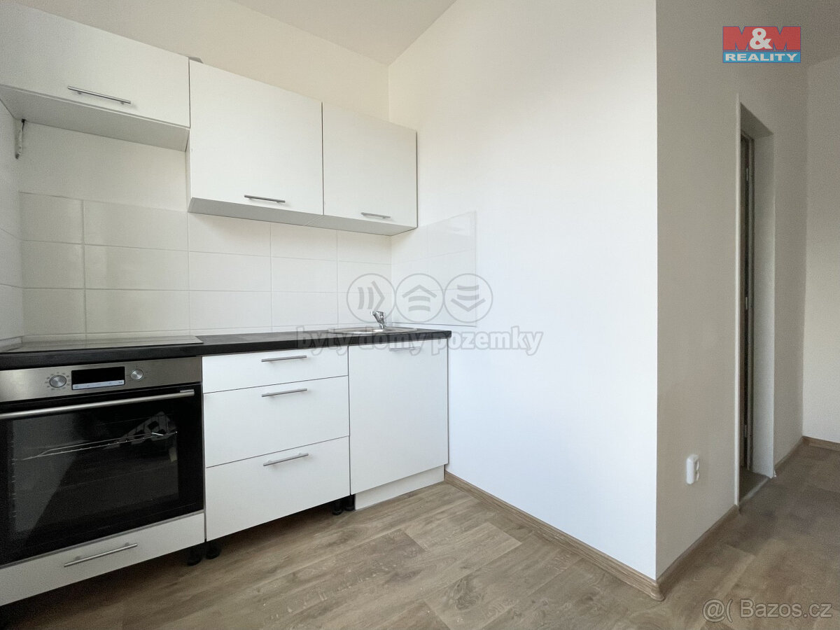 Pronájem bytu 1+1, 33 m², Klášterec nad Ohří, ul. Chomutovsk