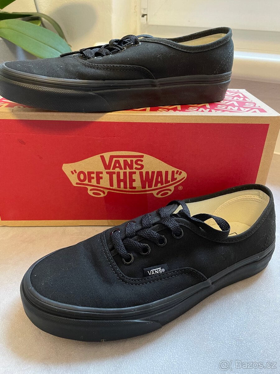 Nové boty Vans Authentic Black 37