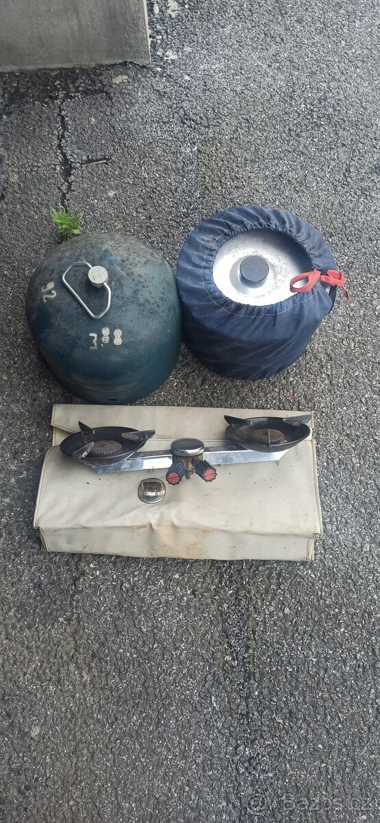 Láhev Pb 2,5 kg , vařič a nádobí do kempu