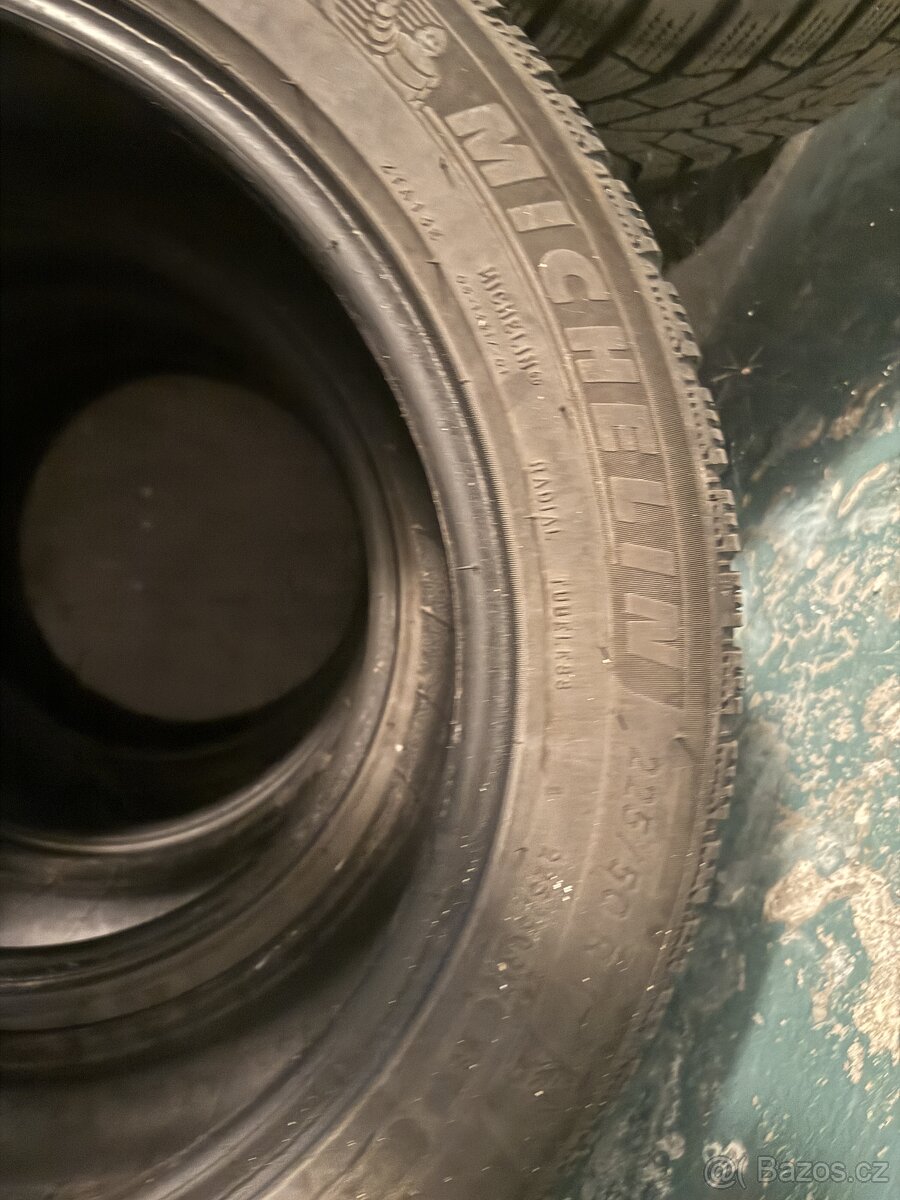 Pneumatiky Michelin 225/50-r17