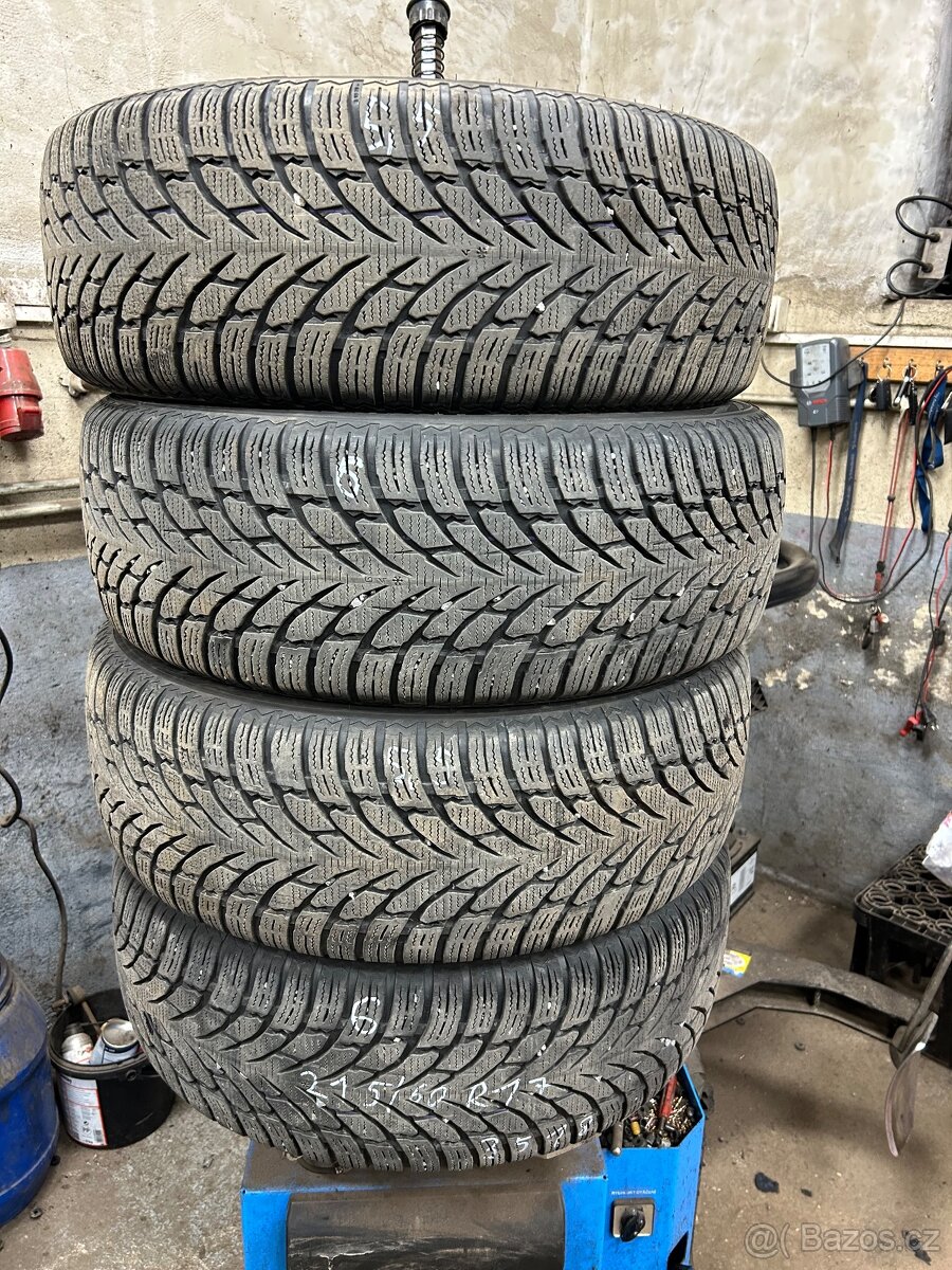 215/60 R17 Nokian zimní 4kusy