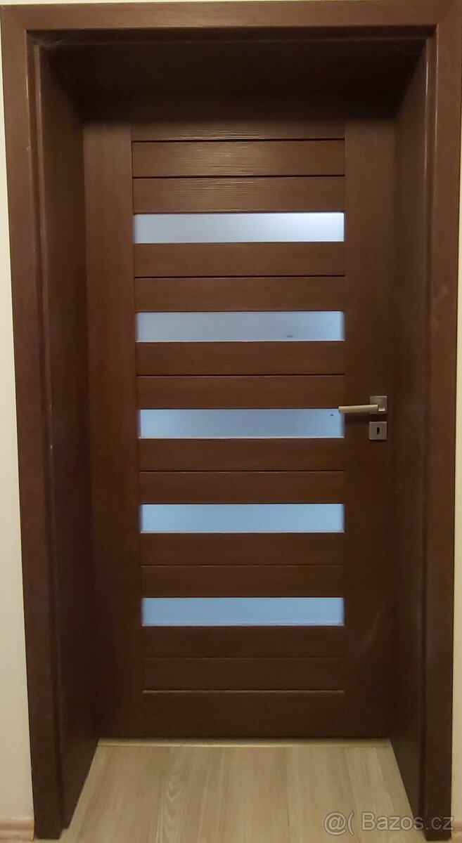 Prodám interiérové dveře