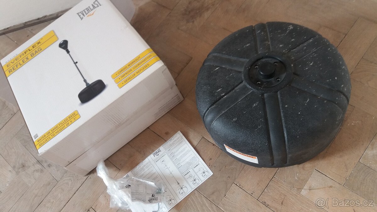 Kotva/ základna na boxovací pytel EVERLAST nebo na slunečník