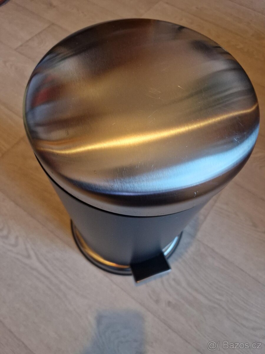 Odpadkový koš plechový z IKEA