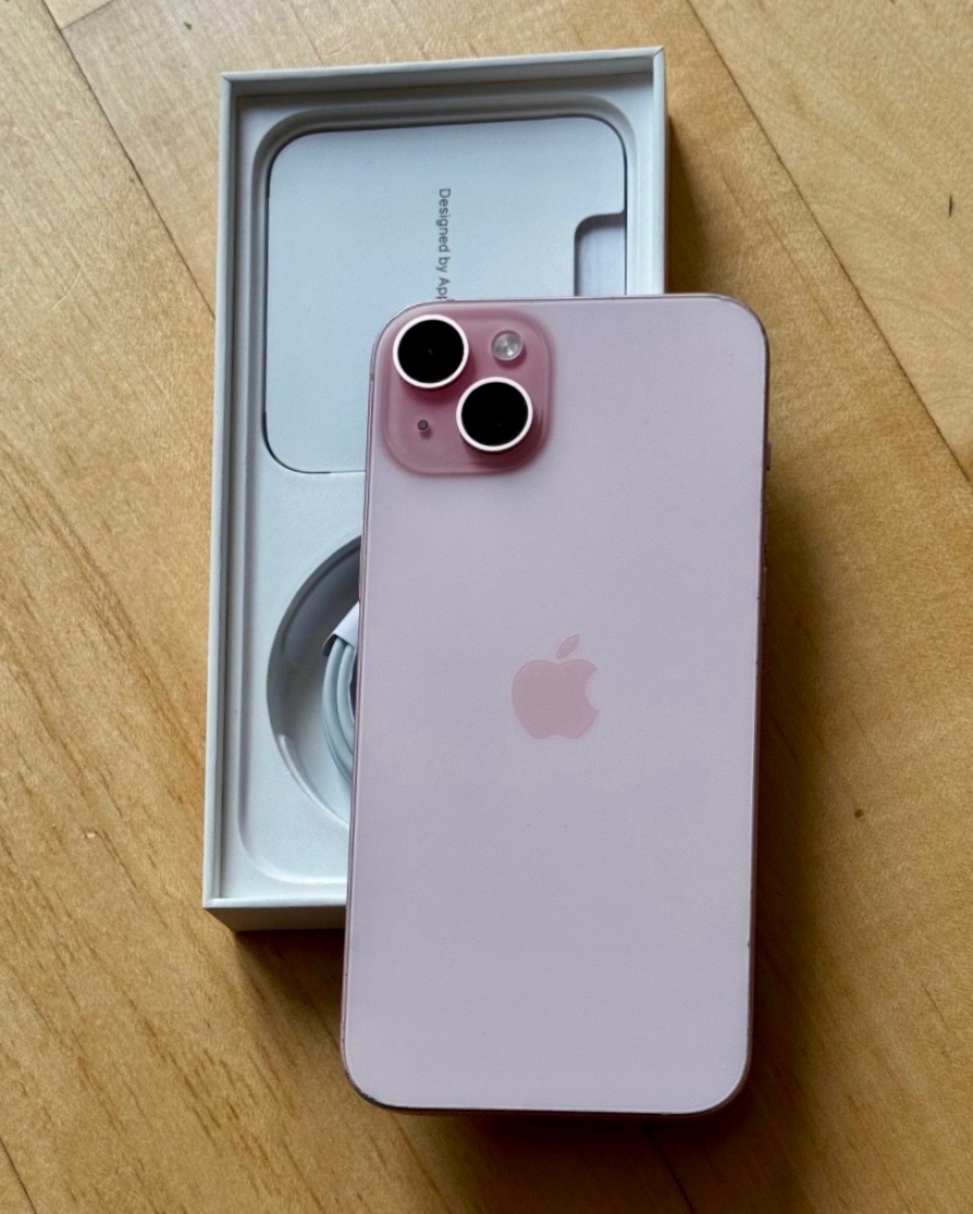 iPhone 15 Pink BATERIE 100% TOP
