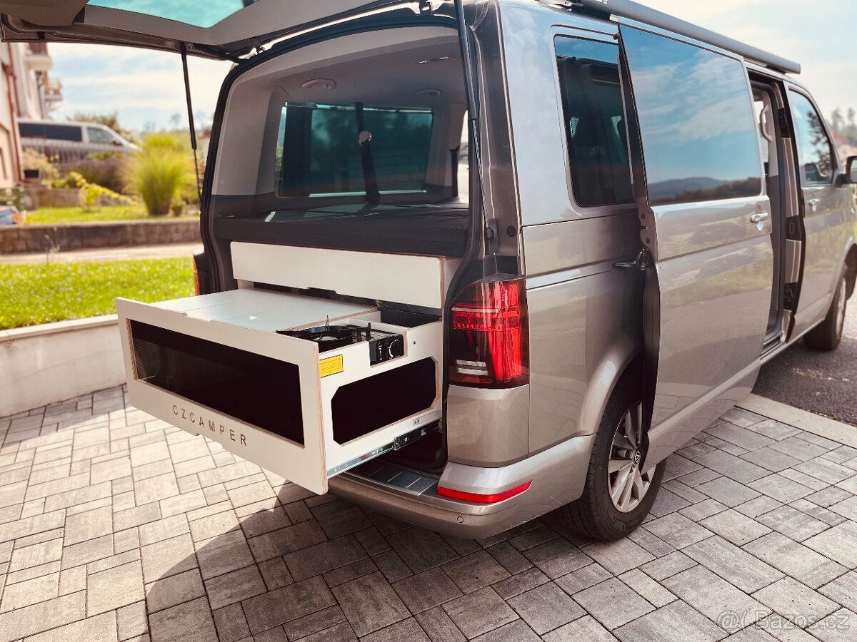 Campingová vestavba Czcamper XL do dodávky