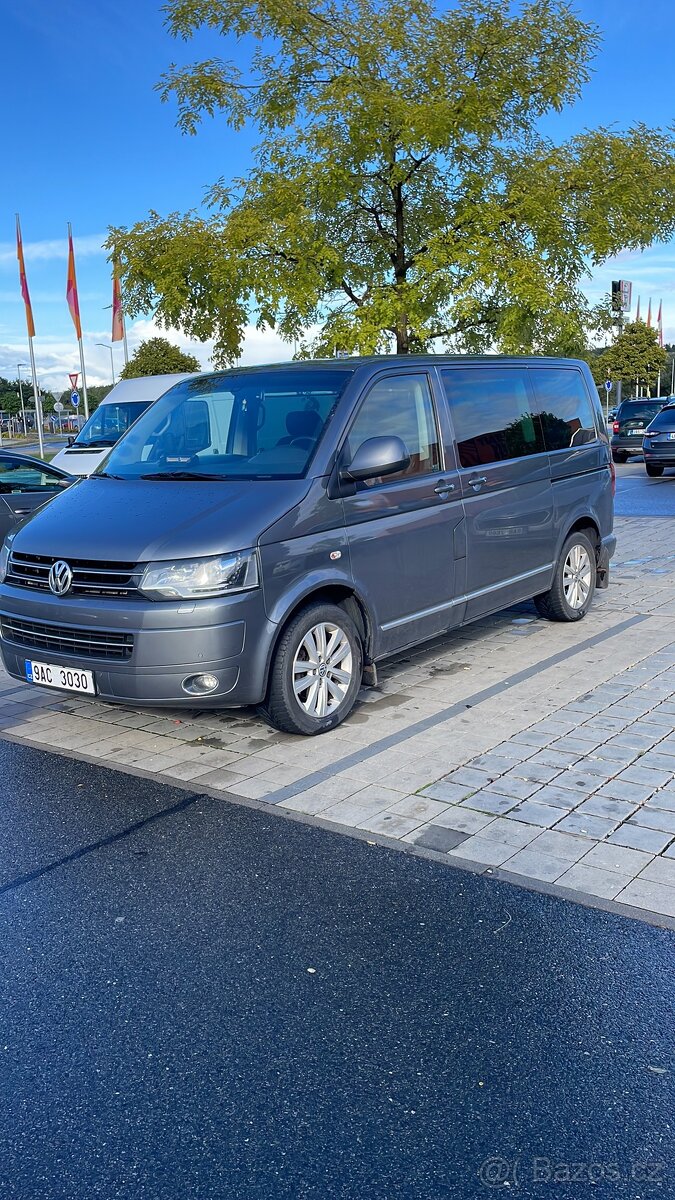 Vw multivan T5.1 2.0 103kw automat dsg sq500 7st