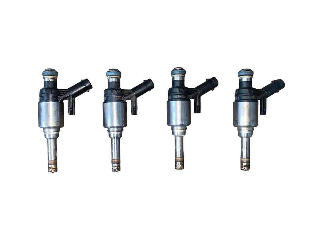 Vstřik vstřiky 06L906036C CJSA 1.8TSI 132KW Škoda Octavia 3