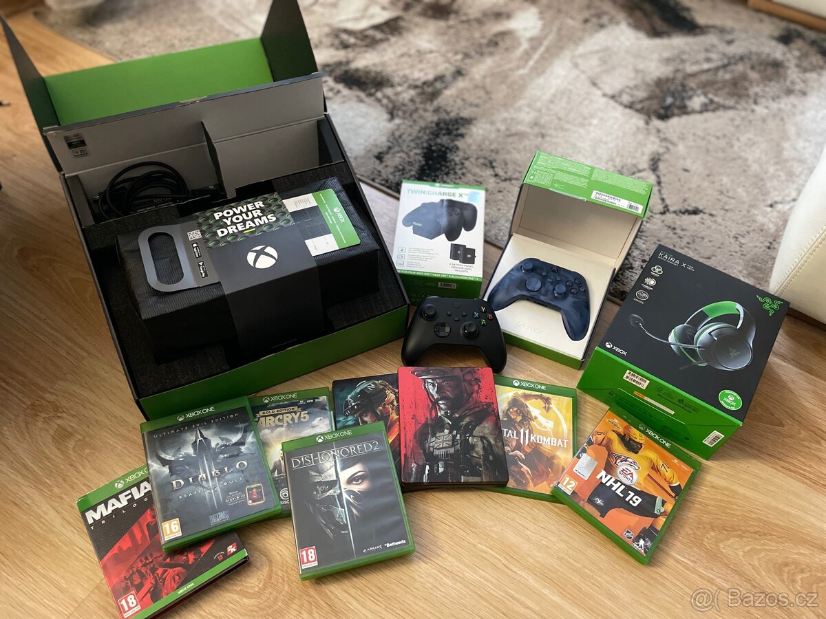 Xbox series X + příslušenství + hry