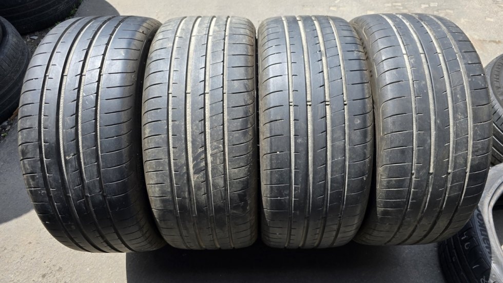 Letní pneu 225/40/19 Good Year