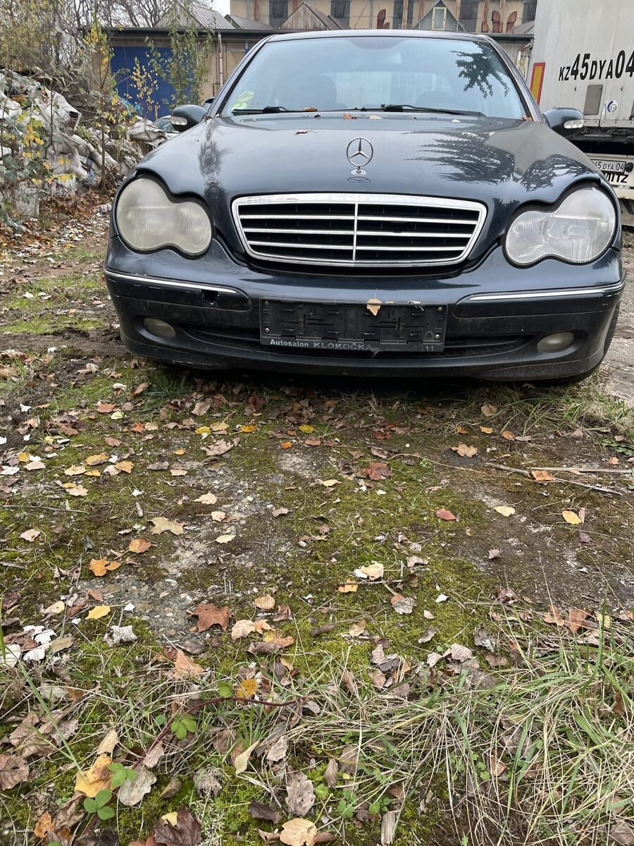 Mercedes Benz w203 2.0d 2003 sedan