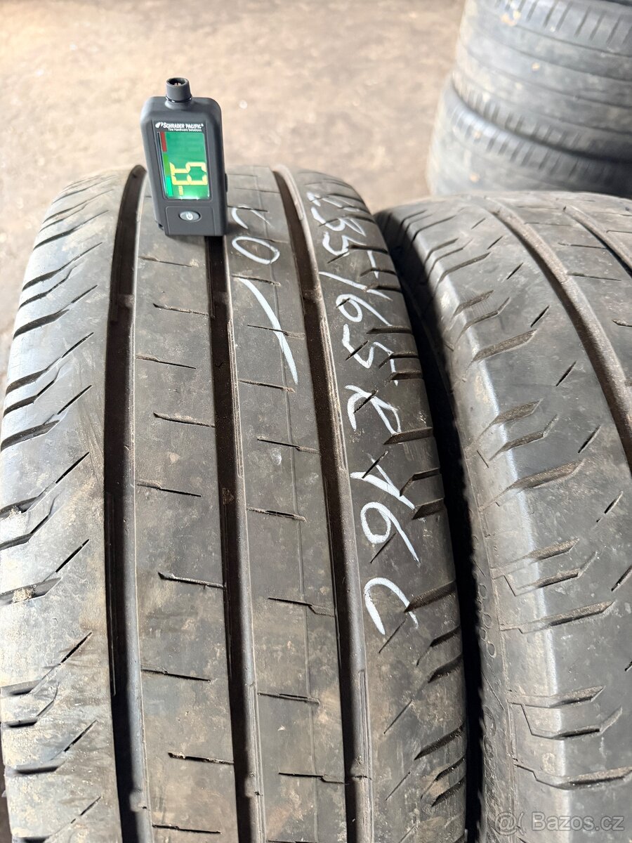 235/65r16C continental