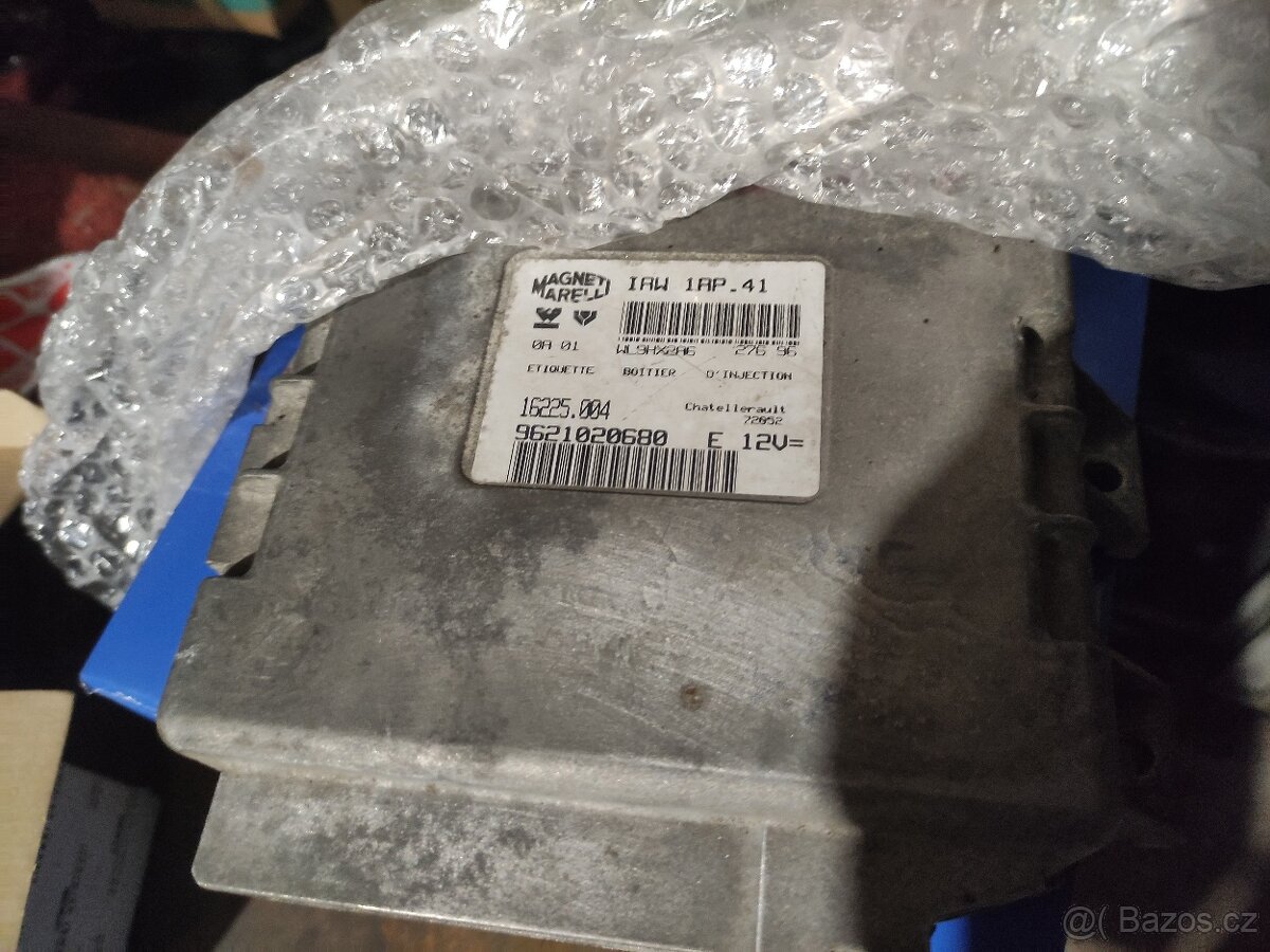 Peugeot 106 gti,citroen saxo vts