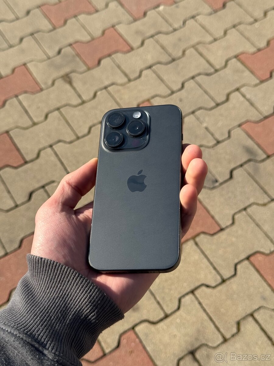 iPhone 15 Pro 128gb Černý Titan