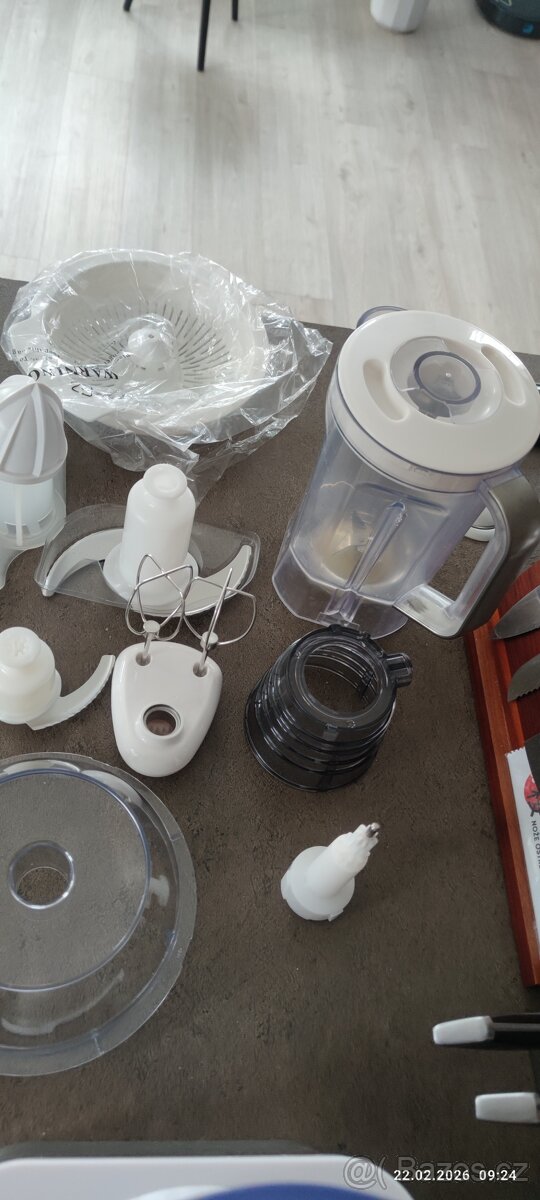 Kuchyňský robot ETA centrino