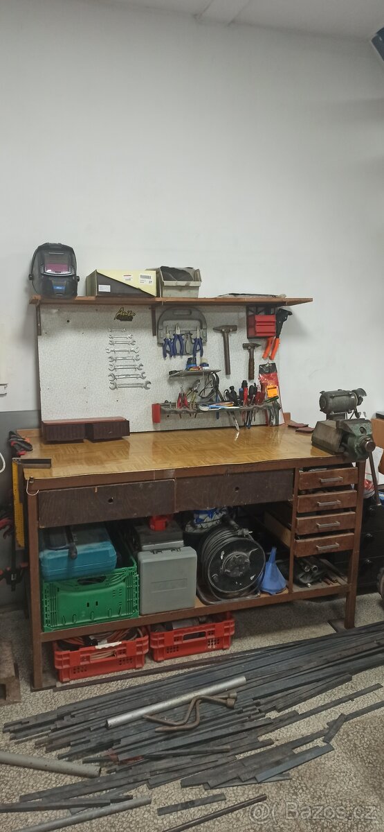 Prodám pracovní ponk