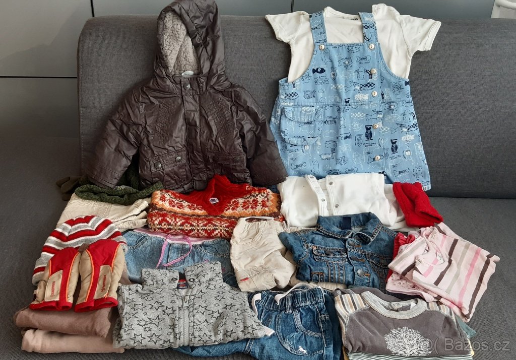 Balík oblečení pro holčičku vel.74 včetně zimní bundy