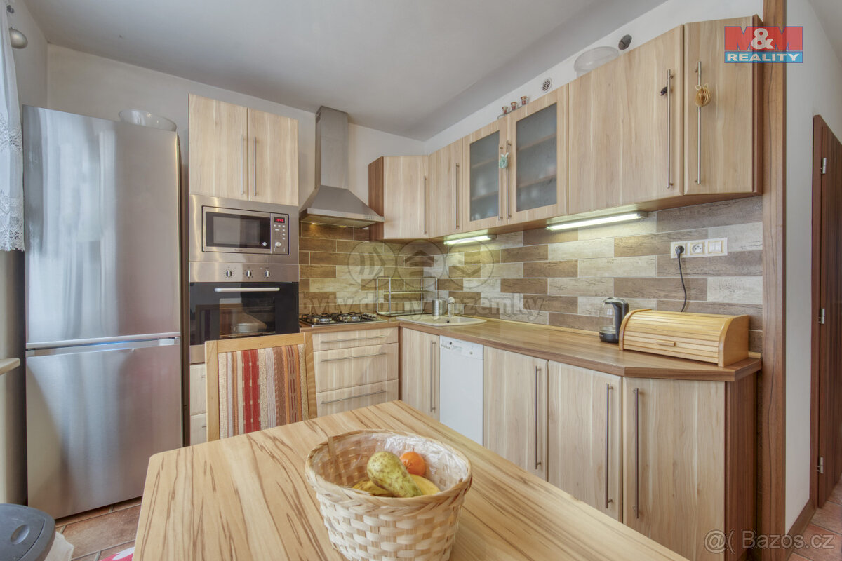 Prodej bytu 3+1, 75 m², Tachov, ul. Želivského