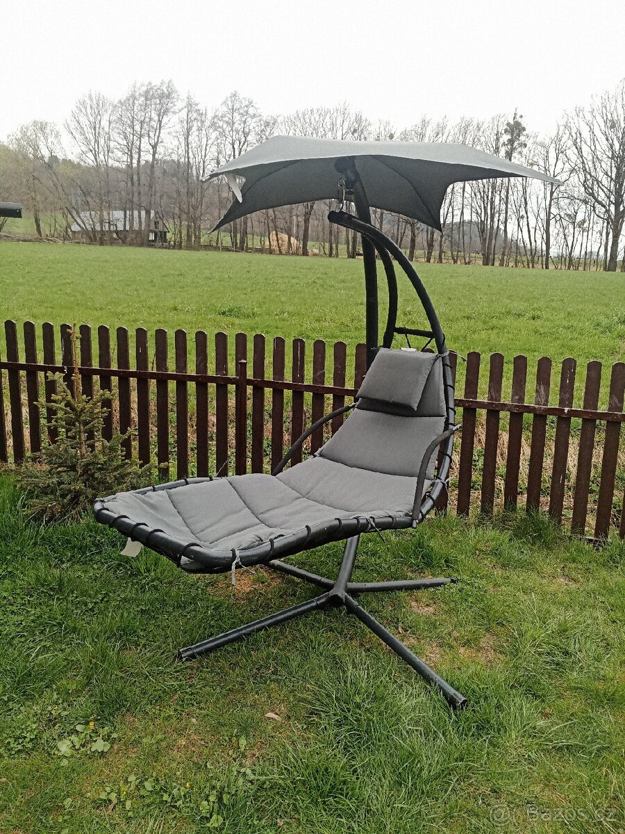 Závěsná houpačka