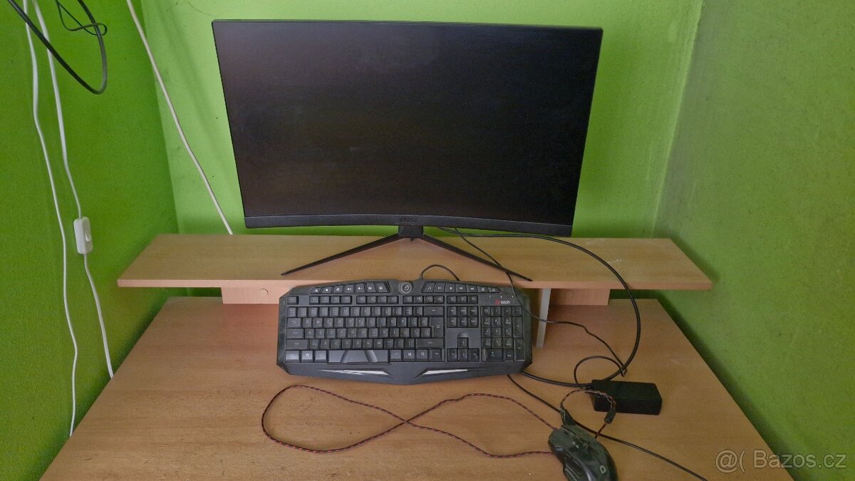 Prodám jako komplet nebo po jednotlivých kusech