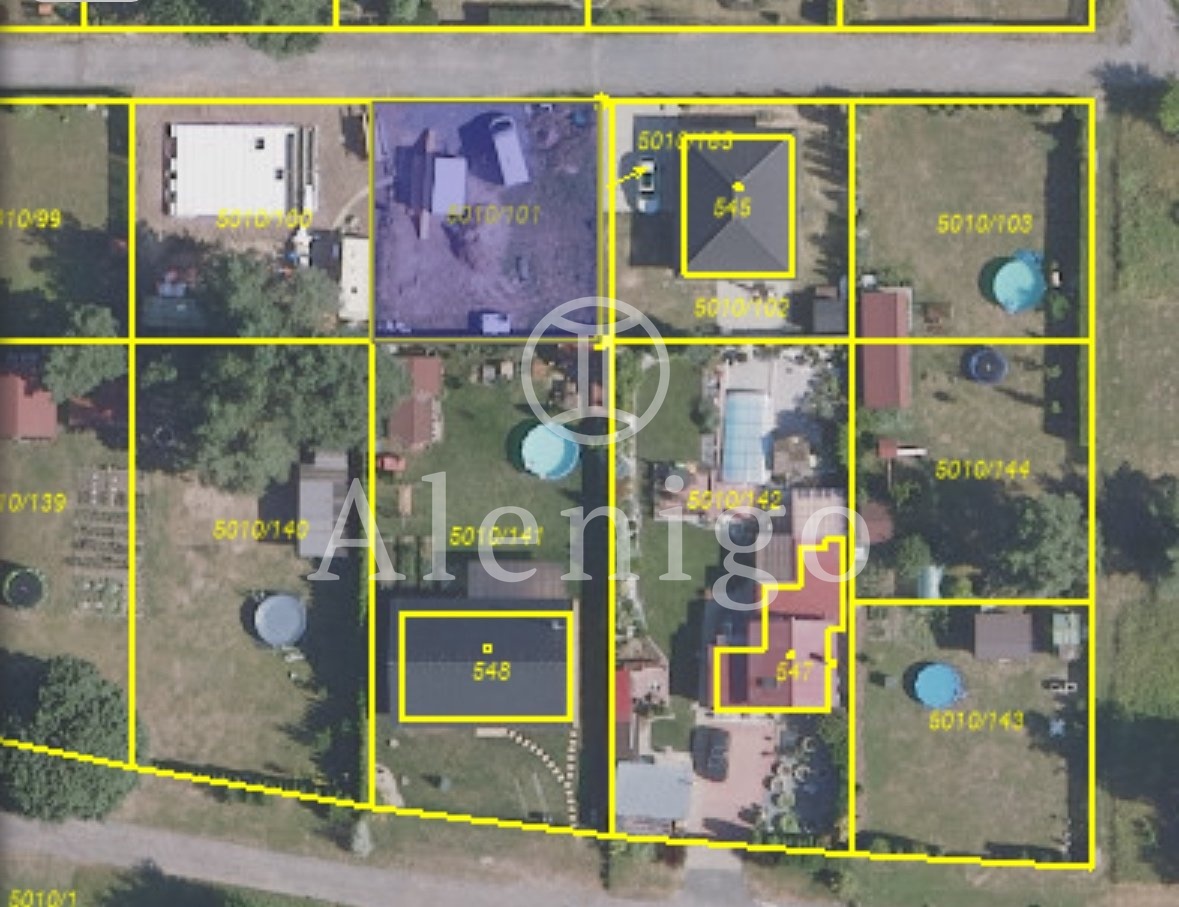 Prodej stavebního pozemku pro bydlení, 380 m2 - Luštěnice,