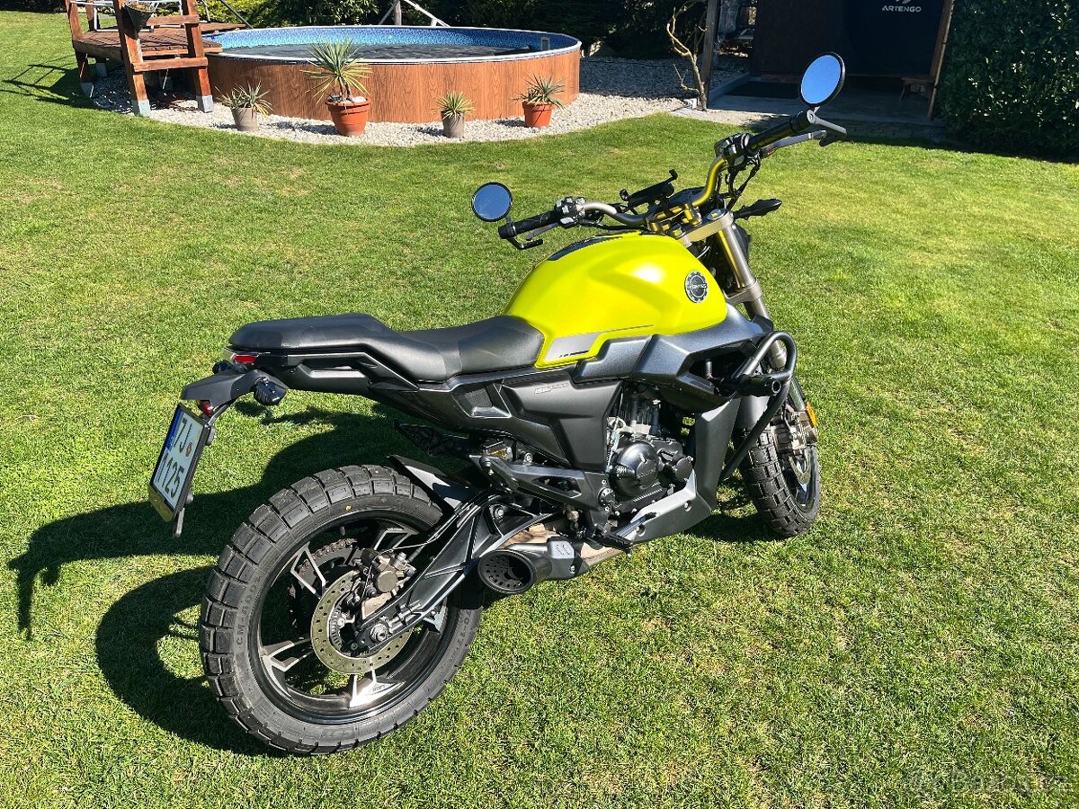 Zontes Scrambler 125