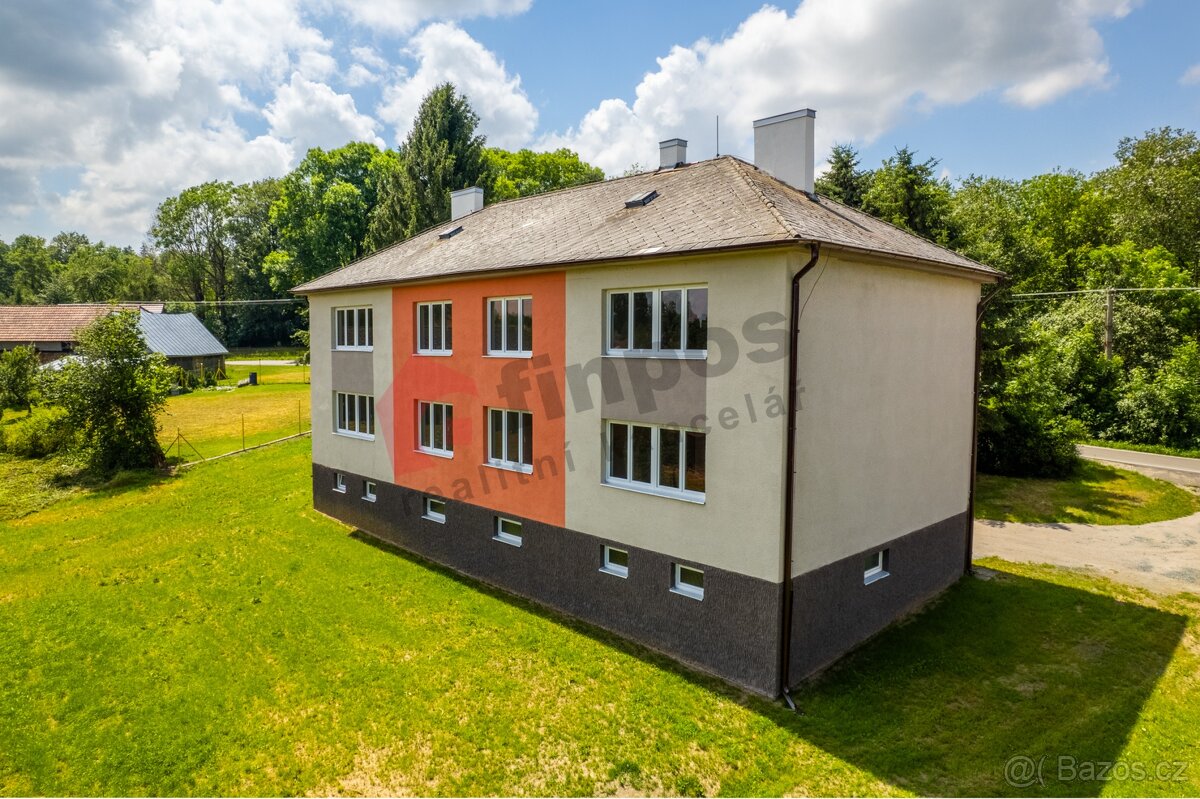 Bytový dům 480m2 - Načeradec - obec Slavětín okres Benešov