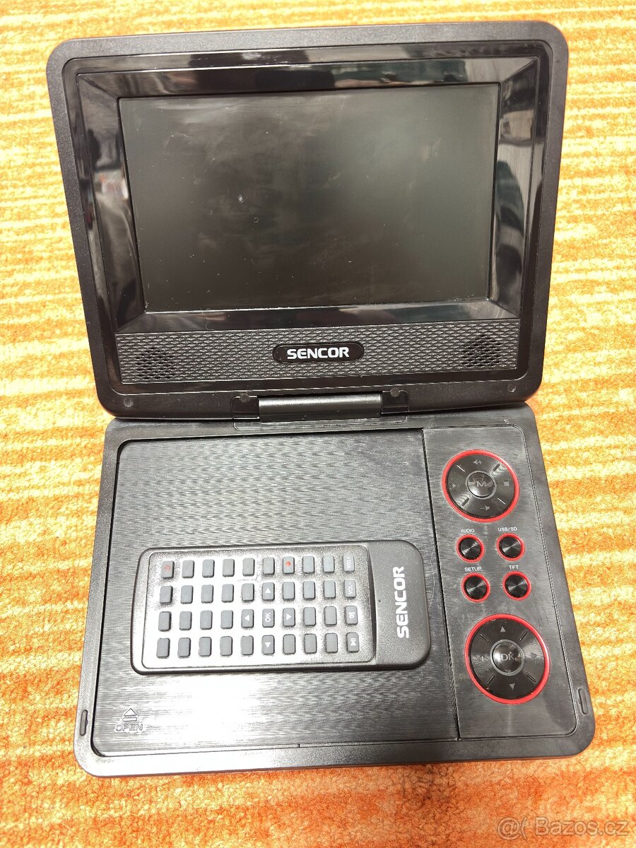 DVD portable player Sencor bez zdroje.