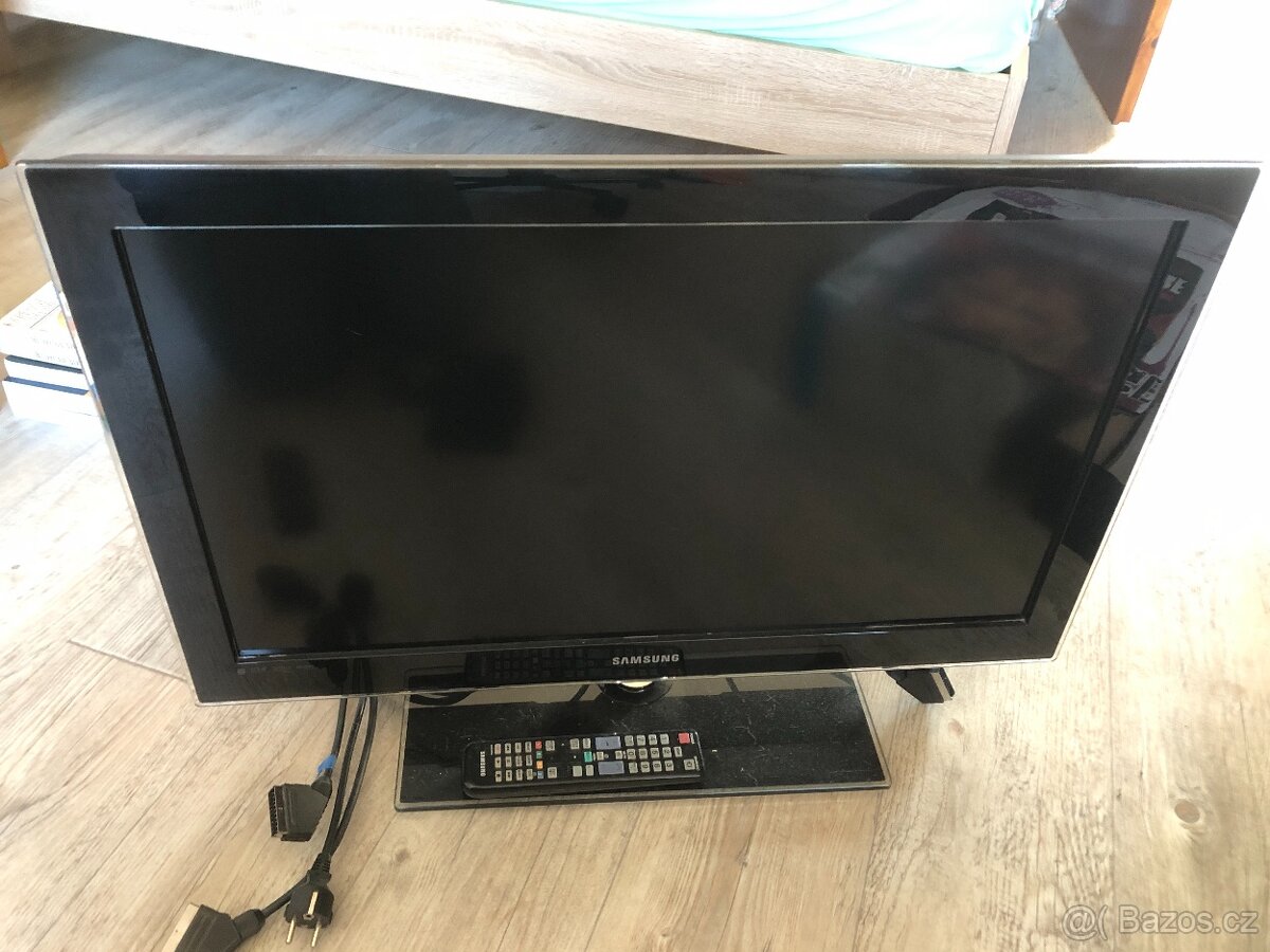 televize Samsung LE32C630K1W + set-top box GoGen