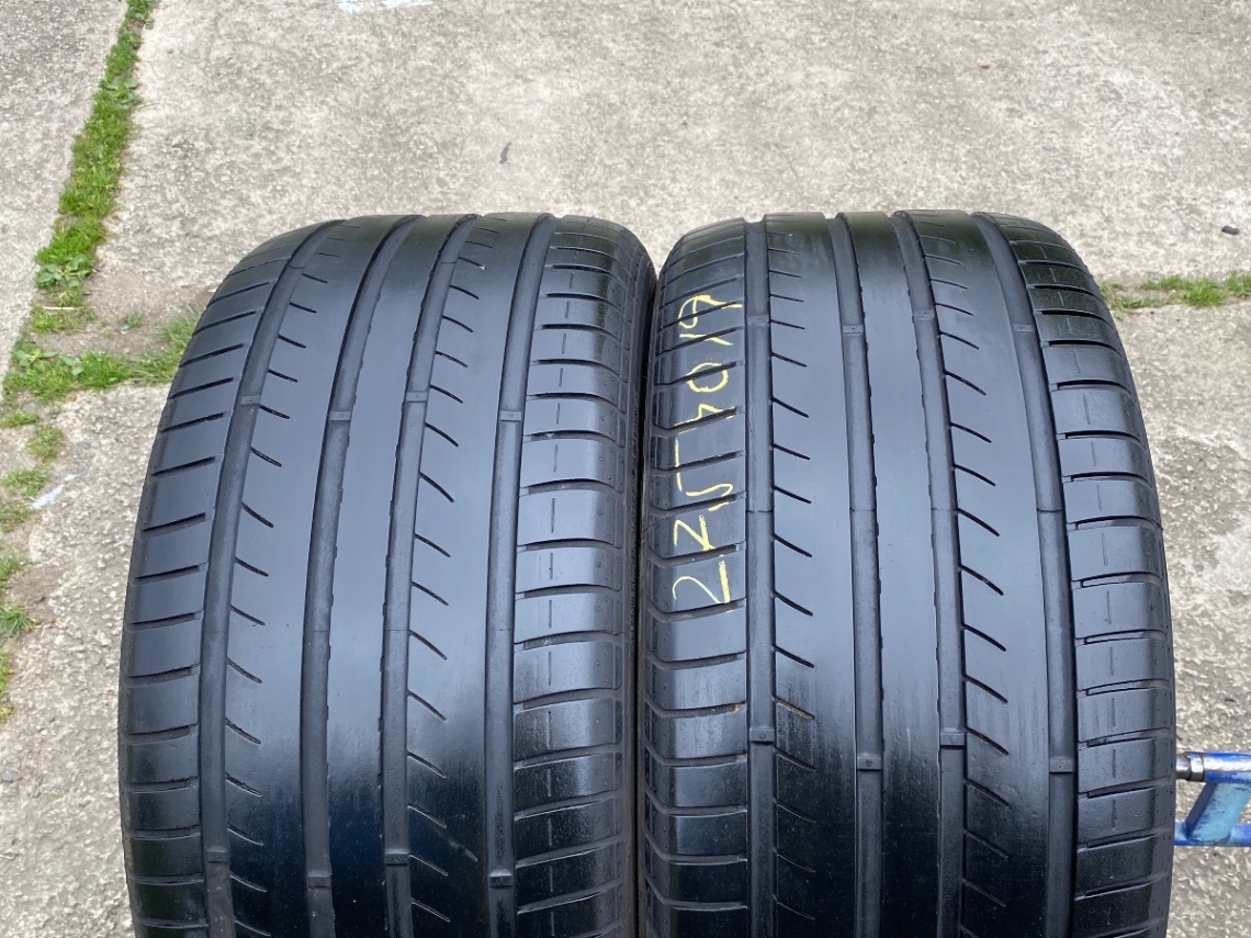 275/40ZR19 101Y Dunlop SP Sport 01A 4mm