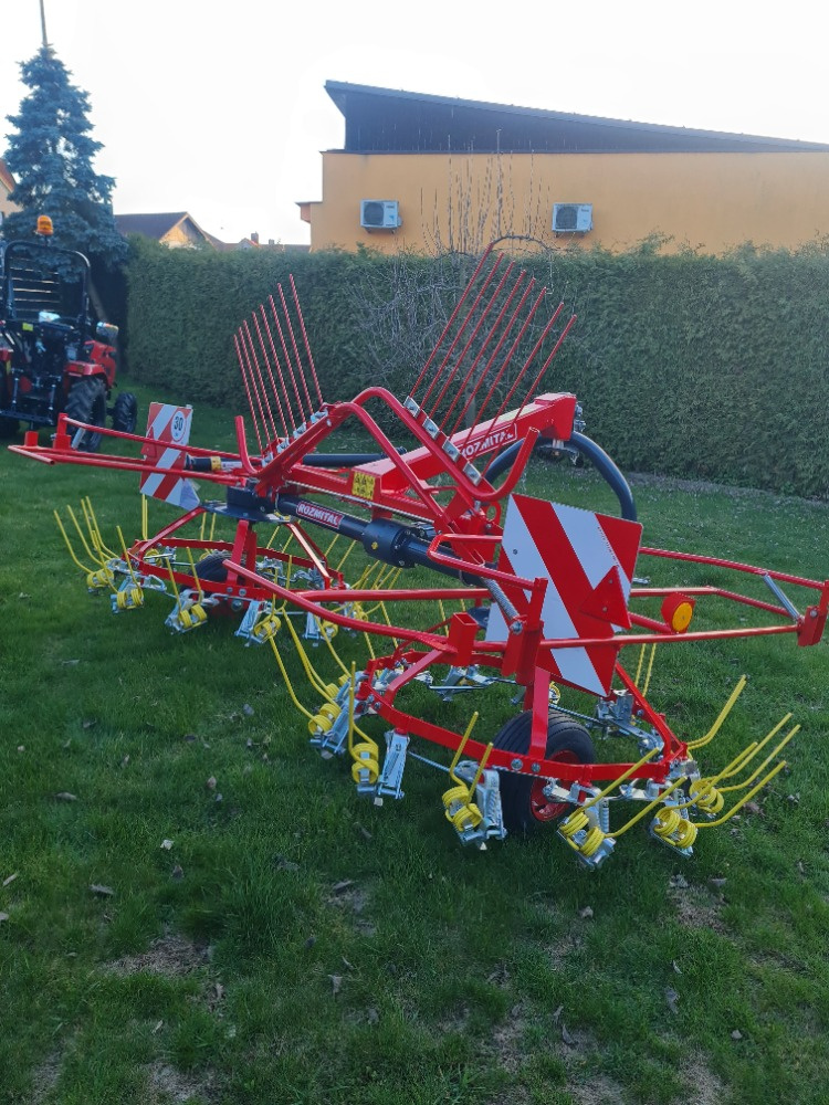 Univerzální obraceč a shrnovač SP4 - 152