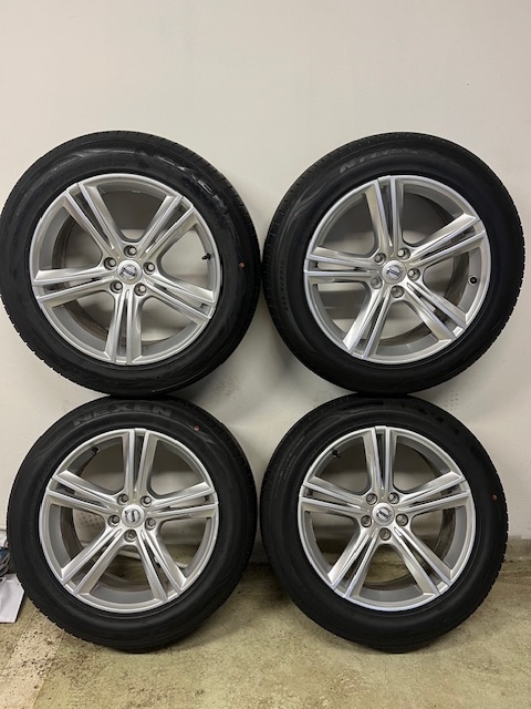 P: ALU KOLA VOLVO 5x108 8X18 ET42 NOVÉ PNEU 245/50/R18